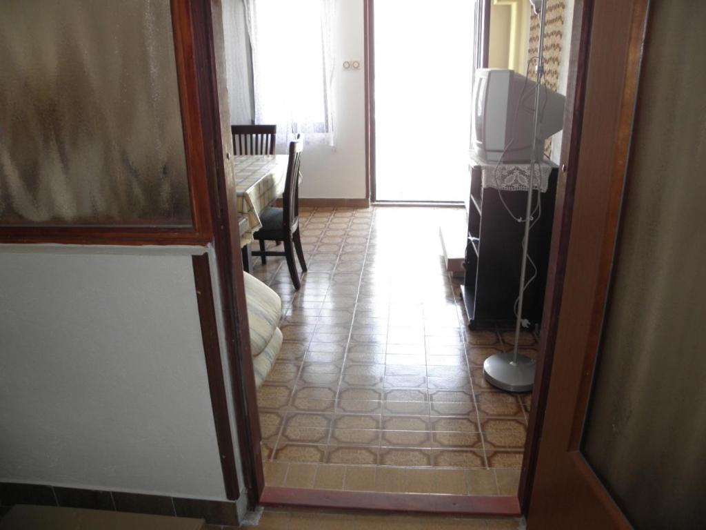 Apartments Milan In Baska Exterior photo