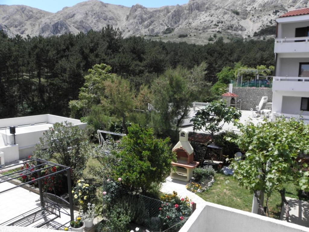 Apartments Milan In Baska Exterior photo