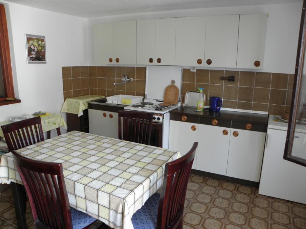 Apartments Milan In Baska Exterior photo