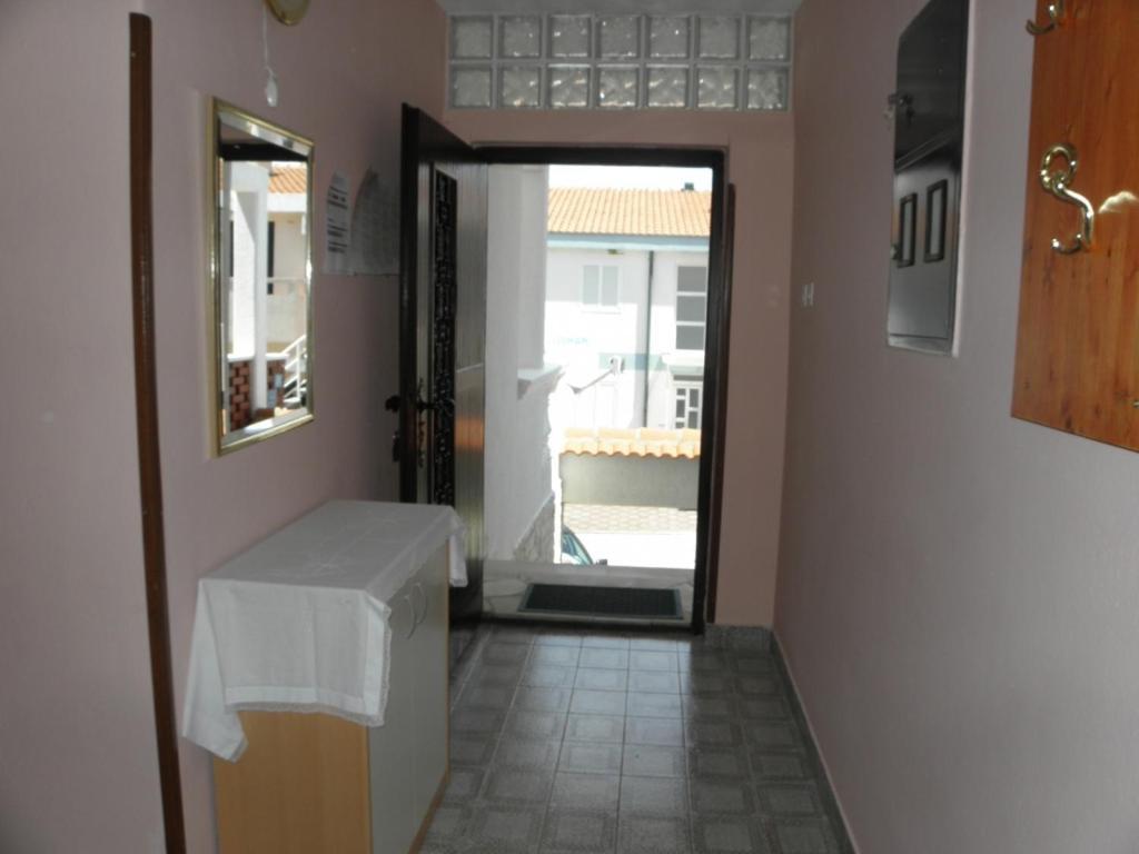 Apartments Milan In Baska Exterior photo