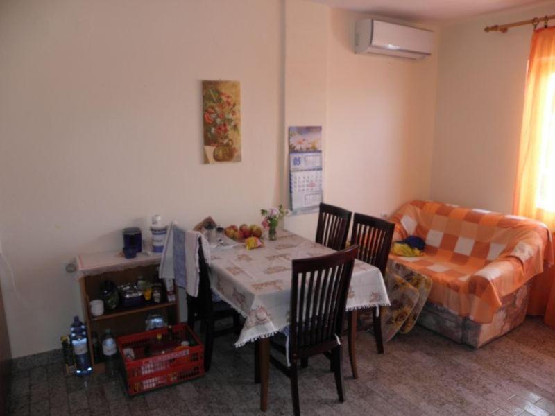 Apartments Milan In Baska Exterior photo