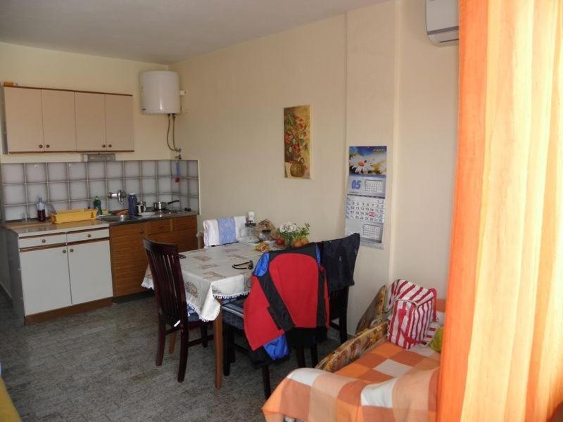 Apartments Milan In Baska Exterior photo